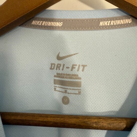 Nike Dri-Fit Running Shirt - Picture 2 of 3